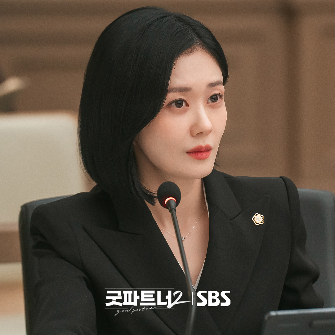 จางนารา สวมบทซีอีโอสำนักงานกฎหมาย ในซีรีส์ Good Partner 2